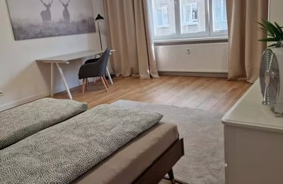 Langzeitmiete: 3-Zimmer-Wohnung 90 m² in Stare Mesto, Bratislava, Slowakei