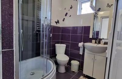 Долгосрочная аренда 1-комнатного дома 30 м² в районе Faleza Nord, Констанца, Румыния