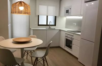 Долгосрочная аренда квартиры с 2 спальнями 93 м² в Аликанте, Испания