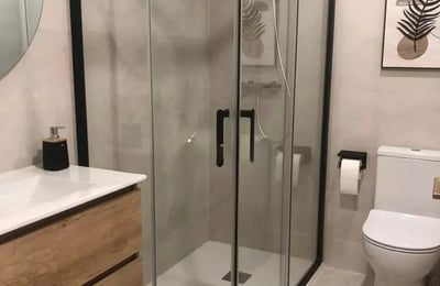 Долгосрочная аренда квартиры с 2 спальнями 93 м² в Аликанте, Испания