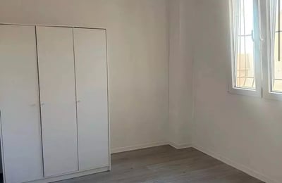 Langzeitmiete: 3-Schlafzimmer-Wohnung 100 m² in Alicante, Spanien