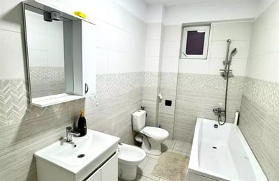Location longue durée d’un appartement 2 pièces de 45 m², Chiajna, Secteur 6, Bucarest, Roumanie