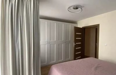 Langzeitmiete: 3-Zimmer-Wohnung 68 m² im Stadtteil Podgórze, Krakau, Polen