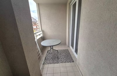 Alquiler a largo plazo de piso de 2 habitaciones 46 m² en Zvezdara, Belgrado, Serbia