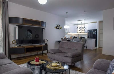 Long-term rent of 4-room apartment 118 m² in New Belgrade, Belgrade, Serbia