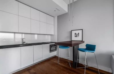 Langzeitmiete: 2-Zimmer-Wohnung 54 m² im Zentrum von Warschau, Polen