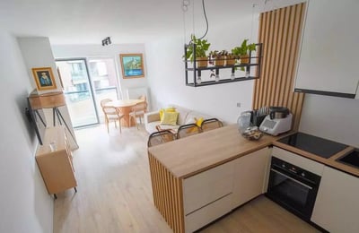 Долгосрочная аренда 3-комнатной квартиры 72 м² в районе Zabłocie, Краков, Польша