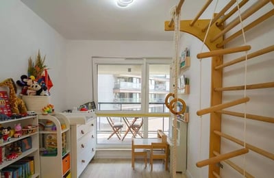 Долгосрочная аренда 3-комнатной квартиры 72 м² в районе Zabłocie, Краков, Польша