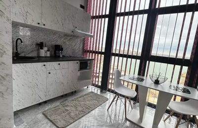 Долгосрочная аренда 2-комнатной квартиры 55 м² в районе Tomis Nord, Constanța, Румыния