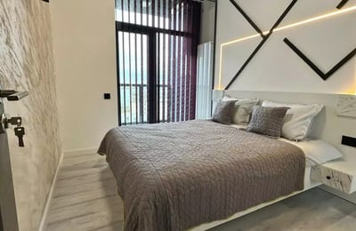 Долгосрочная аренда 2-комнатной квартиры 55 м² в районе Tomis Nord, Constanța, Румыния