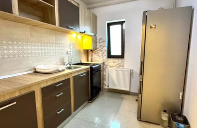 Alquiler a largo plazo de un piso de 2 habitaciones, 65 m², en Bucarest, Rumanía