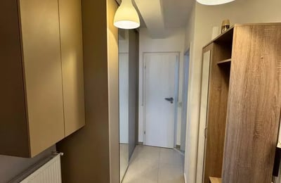 Alquiler a largo plazo de un piso de 2 habitaciones, 65 m², en Bucarest, Rumanía