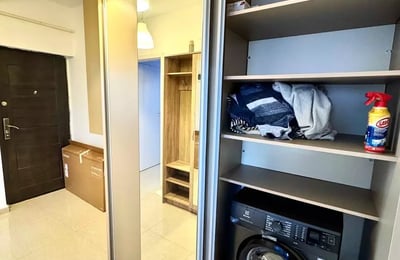 Alquiler a largo plazo de un piso de 2 habitaciones, 65 m², en Bucarest, Rumanía
