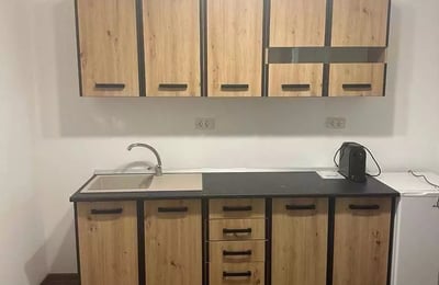 Langzeitmiete: 2-Zimmer-Wohnung 65 m², im Stadtzentrum, Constanța, Rumänien