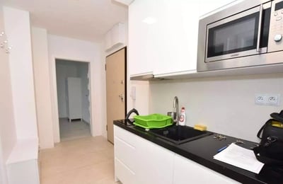 Langzeitmiete: 3-Zimmer-Wohnung 50 m², in Port Popowice, Breslau, Polen