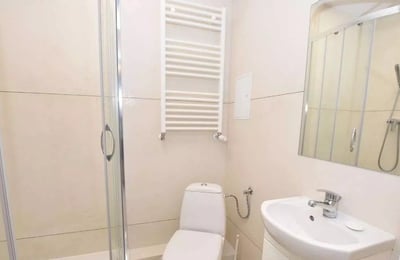 Langzeitmiete: 3-Zimmer-Wohnung 50 m², in Port Popowice, Breslau, Polen