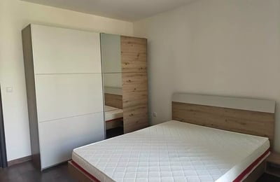 Alquiler a largo plazo de un piso de 2 habitaciones en el barrio Tsveten, Varna, Bulgaria