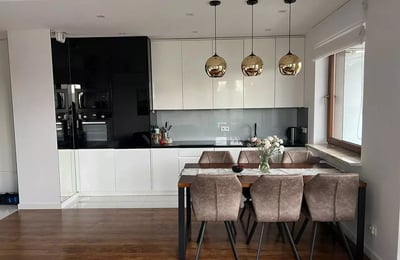 Langzeitmiete: 2-Zimmer-Wohnung 50 m², Grzegórzki, Krakau, Polen