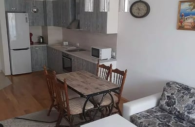 Alquiler a largo plazo de un piso con 1 dormitorio, Varna, Bulgaria