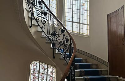 Long-term rental of a 2-room apartment, 16th arrondissement, Paris, France