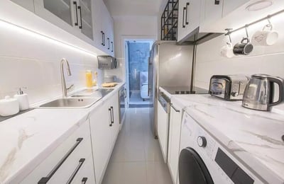 Langfristige Vermietung einer 2-Zimmer-Wohnung, 60 m², im Stadtteil Zvezdara, Belgrad, Serbien