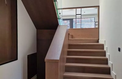 Long-term rental of a 2-level penthouse, 180 m², in the center of Belgrade, Serbia