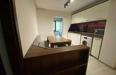 Долгосрочная аренда 3-комнатной квартиры, 69 м², в районе Inel 2, Констанца, Румыния