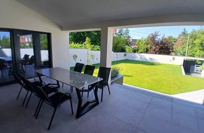 Long-term rental of a 2-bedroom house, 120 m², in Vozdovac district, Belgrade, Serbia