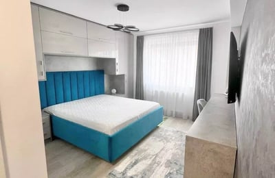 Долгосрочная аренда 3-комнатной квартиры, 80 м², Tracturol, Брашов, Румыния