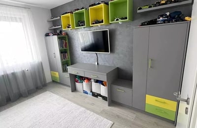 Долгосрочная аренда 3-комнатной квартиры, 80 м², Tracturol, Брашов, Румыния