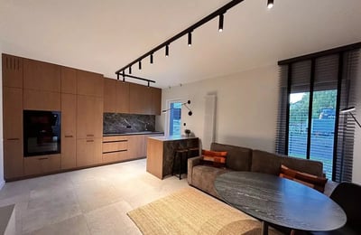 Alquiler a largo plazo de un piso de 2 habitaciones 41 m², distrito Bronowice Wielkie, Cracovia, Polonia