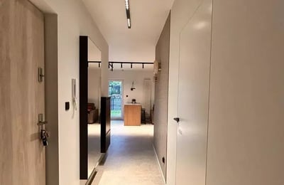 Alquiler a largo plazo de un piso de 2 habitaciones 41 m², distrito Bronowice Wielkie, Cracovia, Polonia