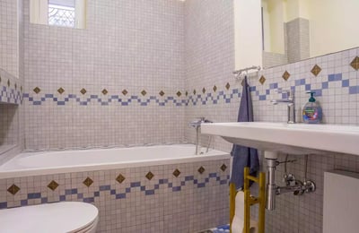 Location longue durée d’un appartement de 3 pièces, 68 m², Centre, Belgrade, Serbie