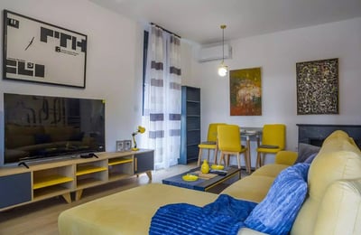 Alquiler a largo plazo de un piso de 2 habitaciones, 50 m², Zemun, Belgrado, Serbia