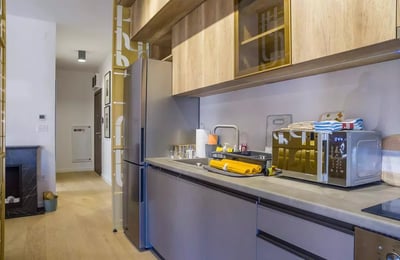 Alquiler a largo plazo de un piso de 2 habitaciones, 50 m², Zemun, Belgrado, Serbia