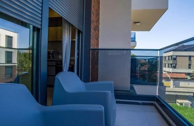 Alquiler a largo plazo de un piso de 2 habitaciones, 50 m², Zemun, Belgrado, Serbia