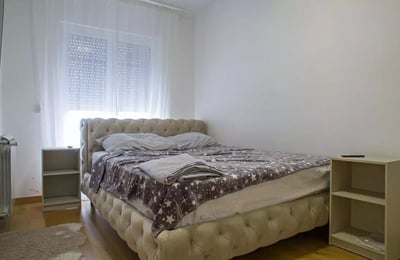 Долгосрочная аренда 2-комнатной квартиры, 50 м², Звездар, Белград, Сербия