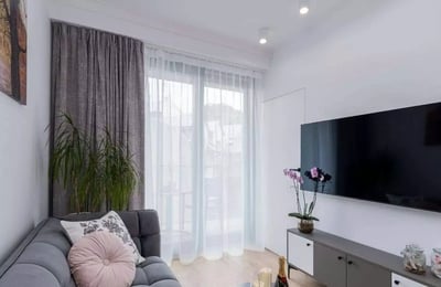Long-term rental of a 2-room apartment, 38 m², in Kraków, Kazimierz, Poland