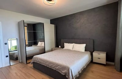 Alquiler a largo plazo de un piso de 2 habitaciones, Varna, Bulgaria