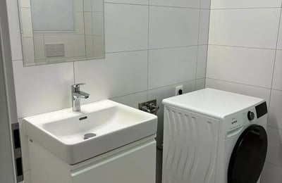 Долгосрочная аренда 1-комнатной квартиры-студии 38 м² в районе Рача-Красняны, Братислава, Словакия