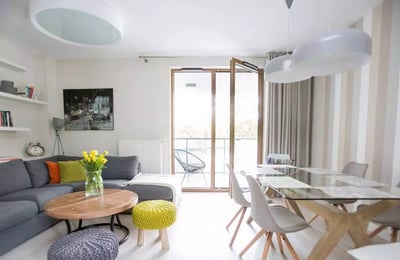 Long-term rental of a 4-room apartment, 84 m², Wola district, Warsaw, Poland
