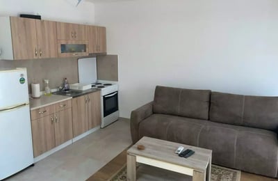 Long-term rental of a studio apartment, 33 m², near the city center, Belgrade, Serbia
