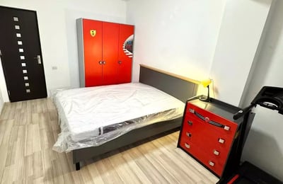 Alquiler a largo plazo de un piso de 3 habitaciones, 94 m², en Chiajna, sector 6, Bucarest, Rumanía