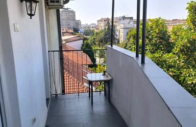 Долгосрочная аренда 2-комнатной квартиры, 62 м², в центре, Белград, Сербия