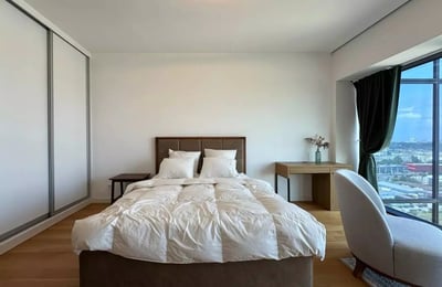 Alquiler a largo plazo de un estudio, 41 m², en Nuevo Belgrado, Belgrado, Serbia