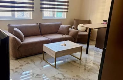 Alquiler a largo plazo de un piso de 2 habitaciones, 40 m², en Batumi, Georgia