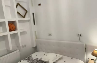 Долгосрочная аренда 3-комнатной квартиры, 100 м², в районе Tomis Plus, Констанца, Румыния