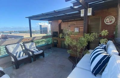Alquiler a largo plazo de un ático tríplex, 185 m², en Barra da Tijuca, Río de Janeiro, Brasil