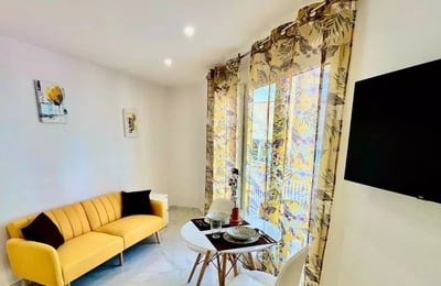 Location longue durée d’un appartement de 1 chambre, 43 m², à Alicante, Espagne