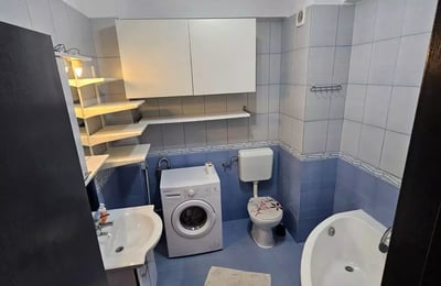 Alquiler a largo plazo de un piso de 2 habitaciones, 48 m², distrito Chiajna, Bucarest, Rumanía